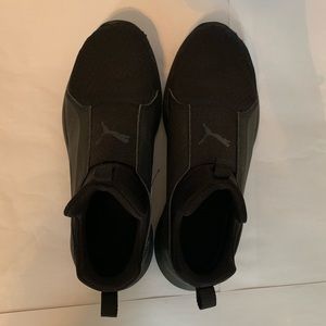 Black Puma Slip on sneakers